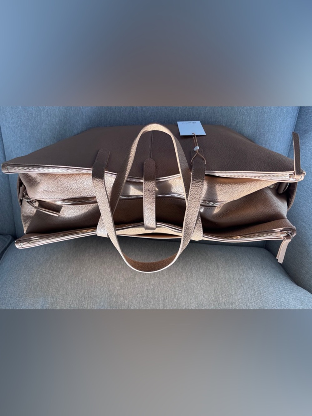 Quince Italian Leather Weekender Bag Golden Tan Travel Duffel Tote NWT - Picture 6 of 9